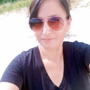 Meet your Posher, Annette